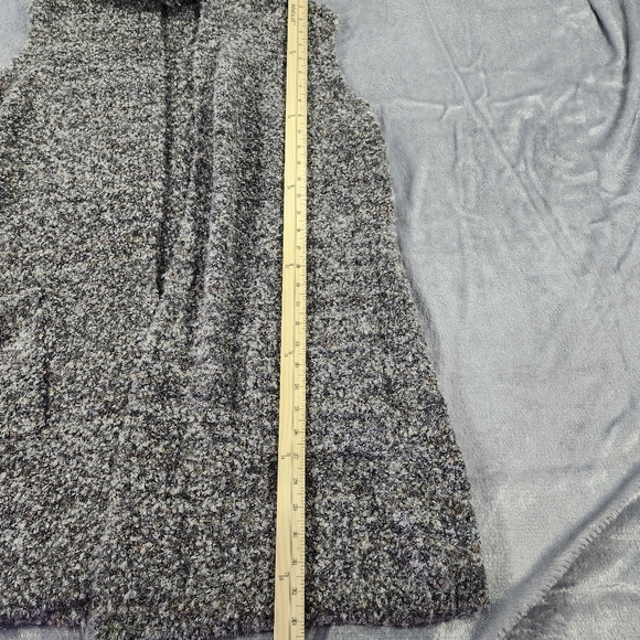 Tahari vest with hood, 33 inches long - Picture 3 of 9